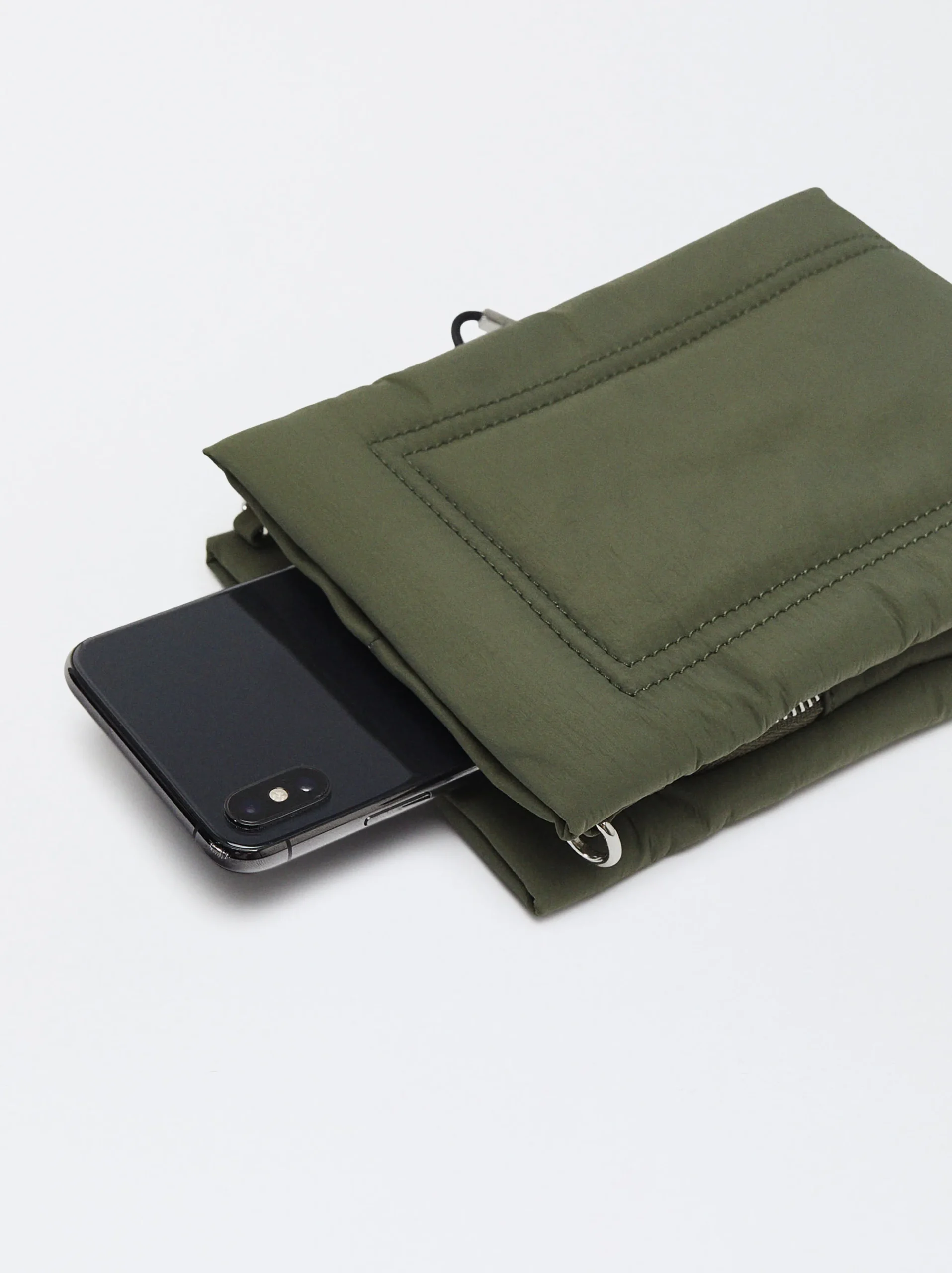 Parfois Acessórios Telemóvel|Bolsas para Telemóvel*Bolsa Para Telemóvel De Nylon Preto | Caqui