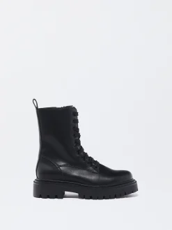 Parfois Botas e Botins*Botas Sola Track Com Atacadores | Preto