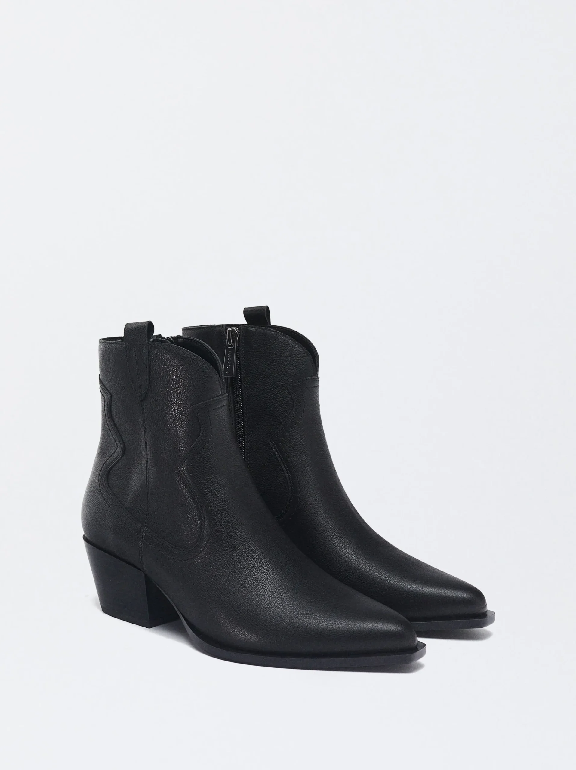Parfois Pele|Botas e Botins*Exclusivo Online - Botins Cowboy Em Pele | Preto