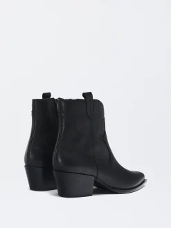 Parfois Pele|Botas e Botins*Exclusivo Online - Botins Cowboy Em Pele | Preto
