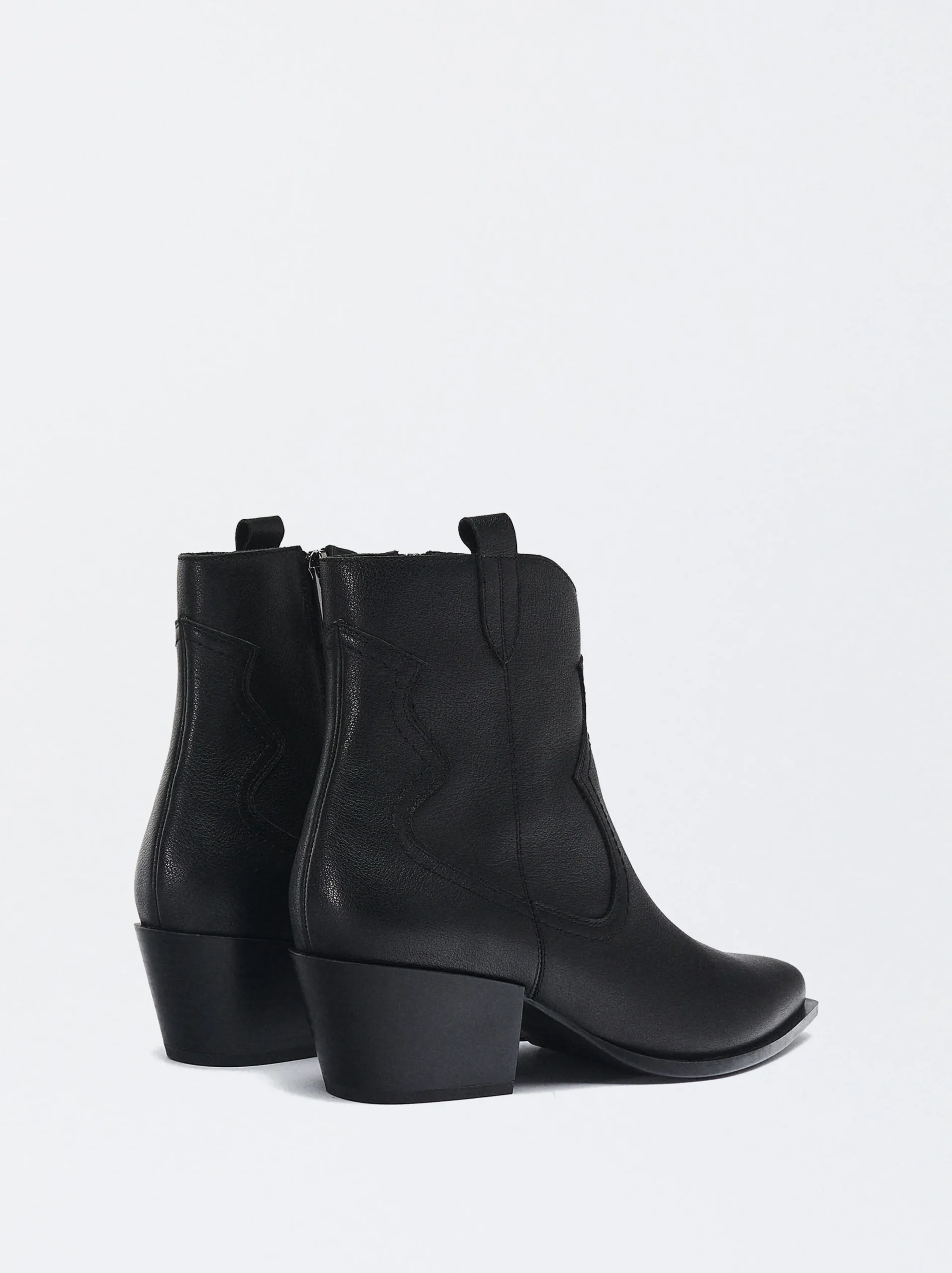 Parfois Pele|Botas e Botins*Exclusivo Online - Botins Cowboy Em Pele | Preto