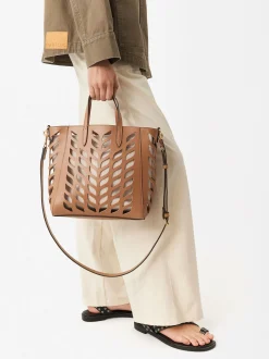 Parfois Malas de Mão|Malas Grandes*Mala Tote Perfurada | Camel