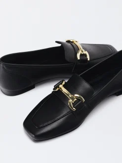 Parfois Pele|Sapatos Rasos*Mocassim De Pele Com Fivela | Preto
