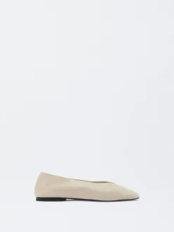 Parfois Pele|Sapatos Rasos*Sabrinas Em Pele | Bege