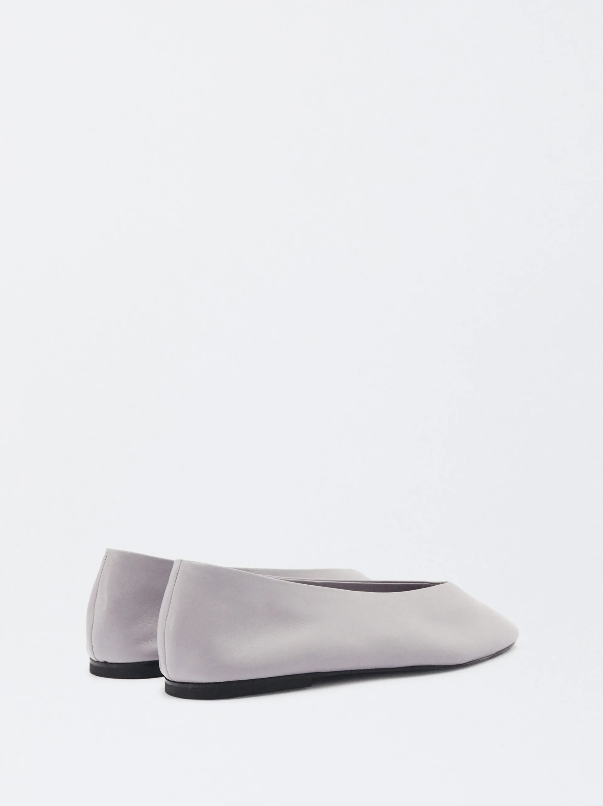 Parfois Pele|Sapatos Rasos*Sabrinas Em Pele Bege | Lilás