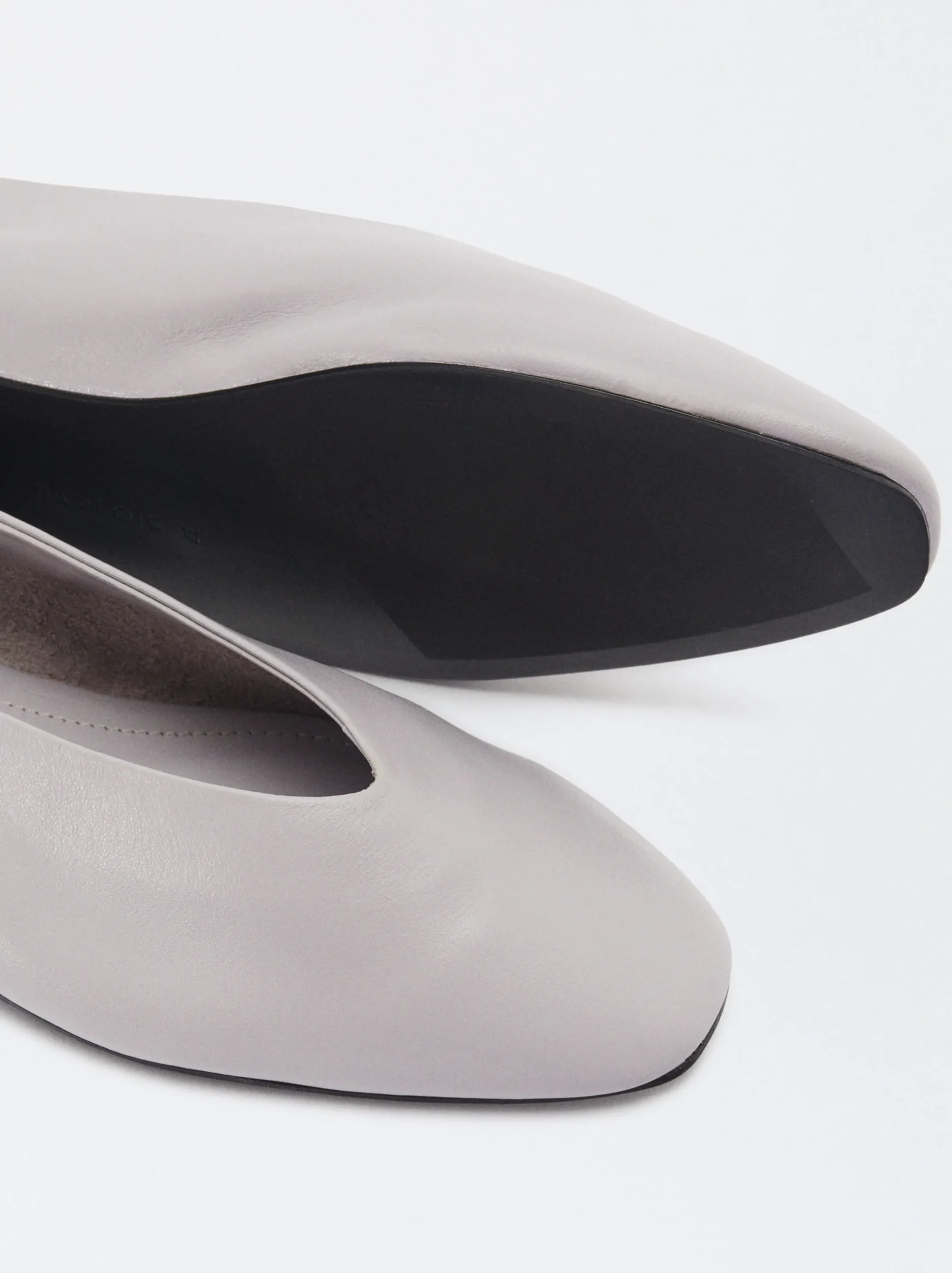 Parfois Pele|Sapatos Rasos*Sabrinas Em Pele Bege | Lilás