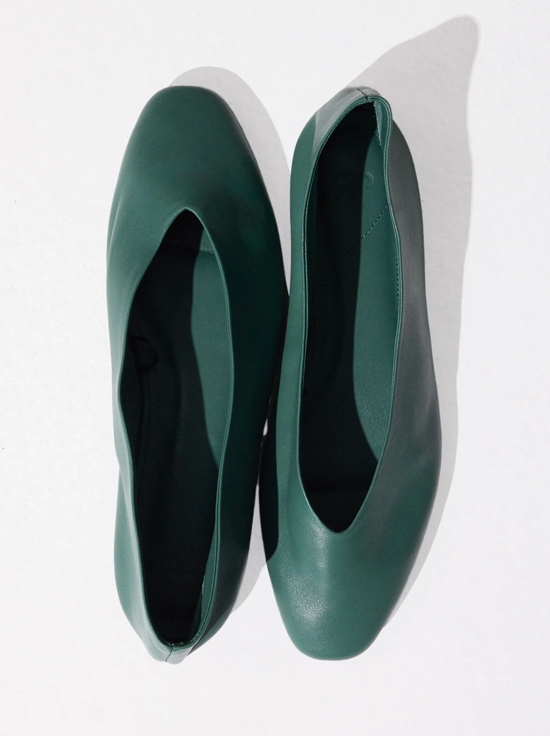 Parfois Pele|Sapatos Rasos*Sabrinas Em Pele Bege | Verde