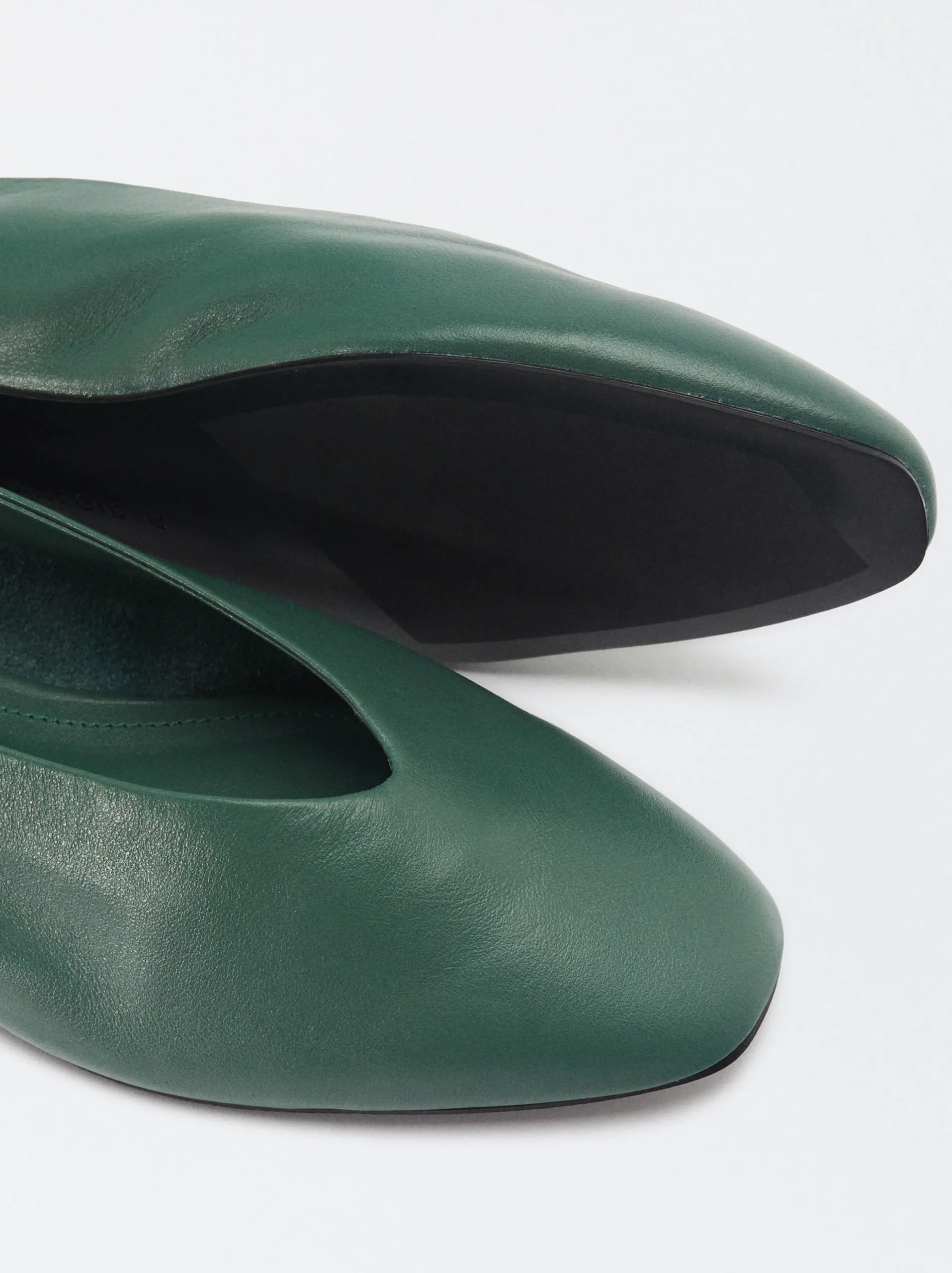 Parfois Pele|Sapatos Rasos*Sabrinas Em Pele Bege | Verde